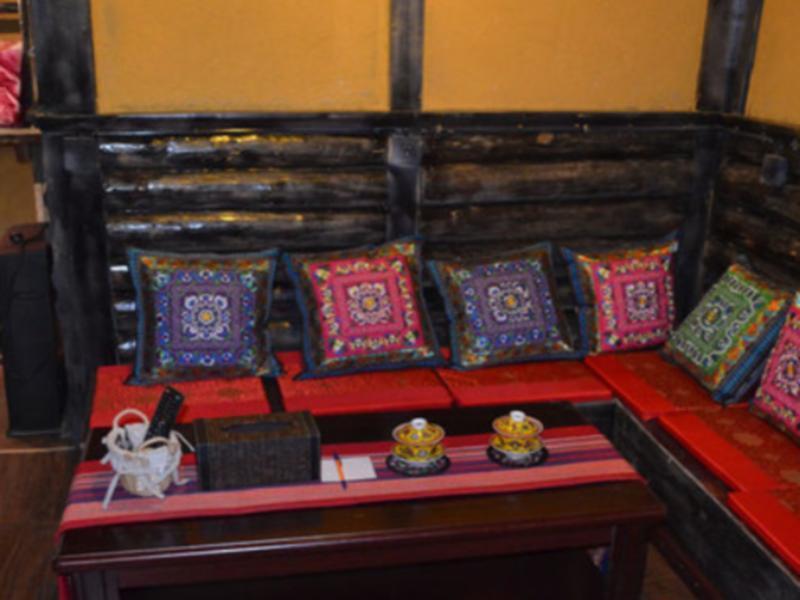 Timeless Inn Shangri-La Bagian luar foto