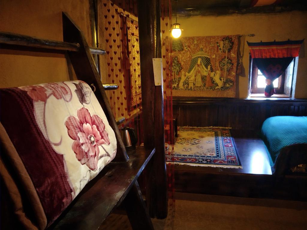 Timeless Inn Shangri-La Bagian luar foto